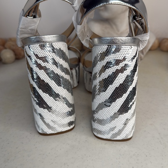 Michael Kors Ashton Sequin Zebra Print Platform Sandals Sz 7.5 - Picture 5 of 10